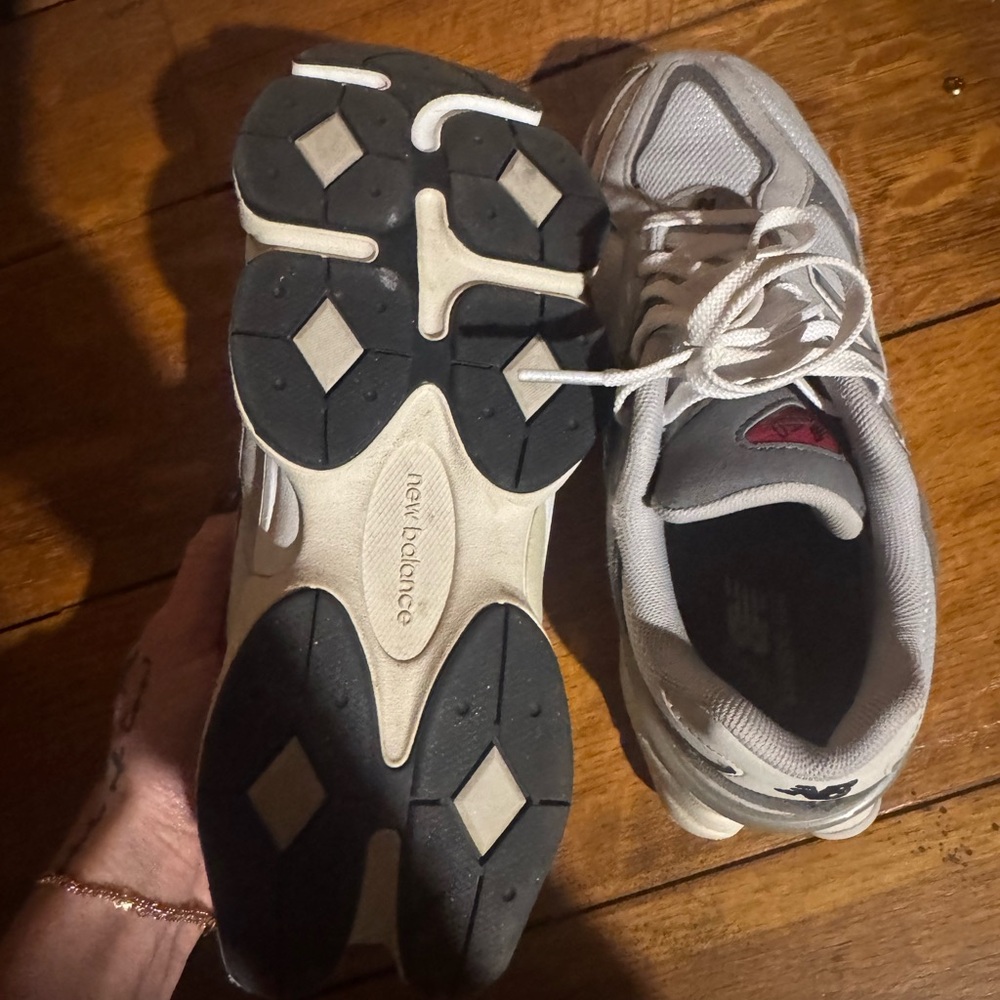 New Balance Gray and White Athletic Shoes - Picture 4 of 8